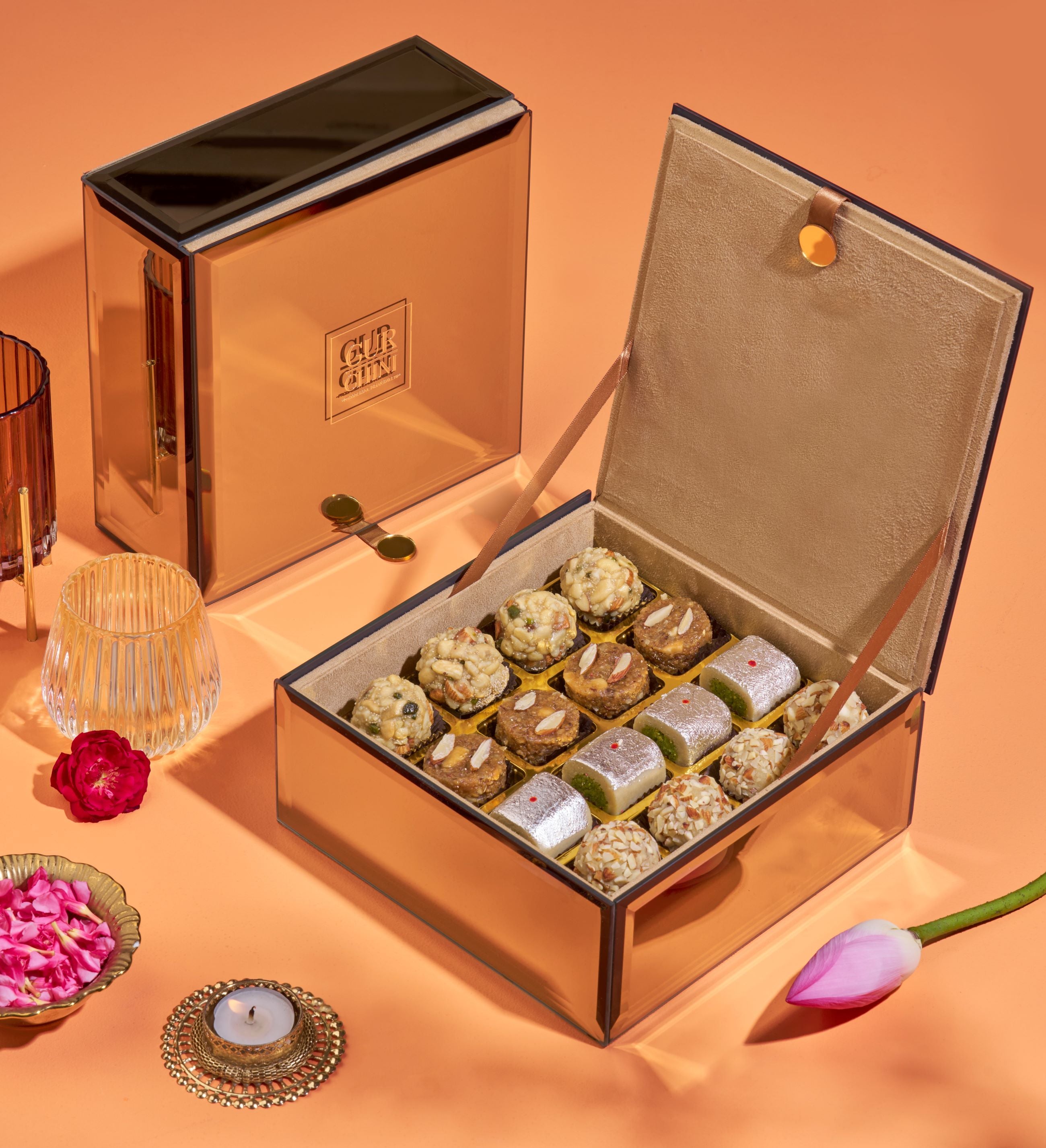 Luxury Brown Glass Top 16 Cavities Box