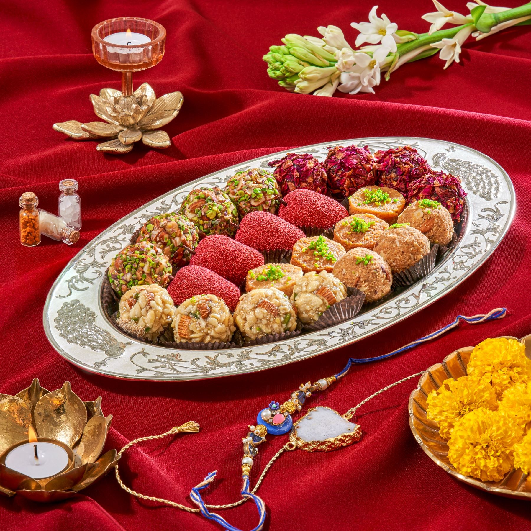 LUXURY SILVER PLATER SERVED WITH SWEETS