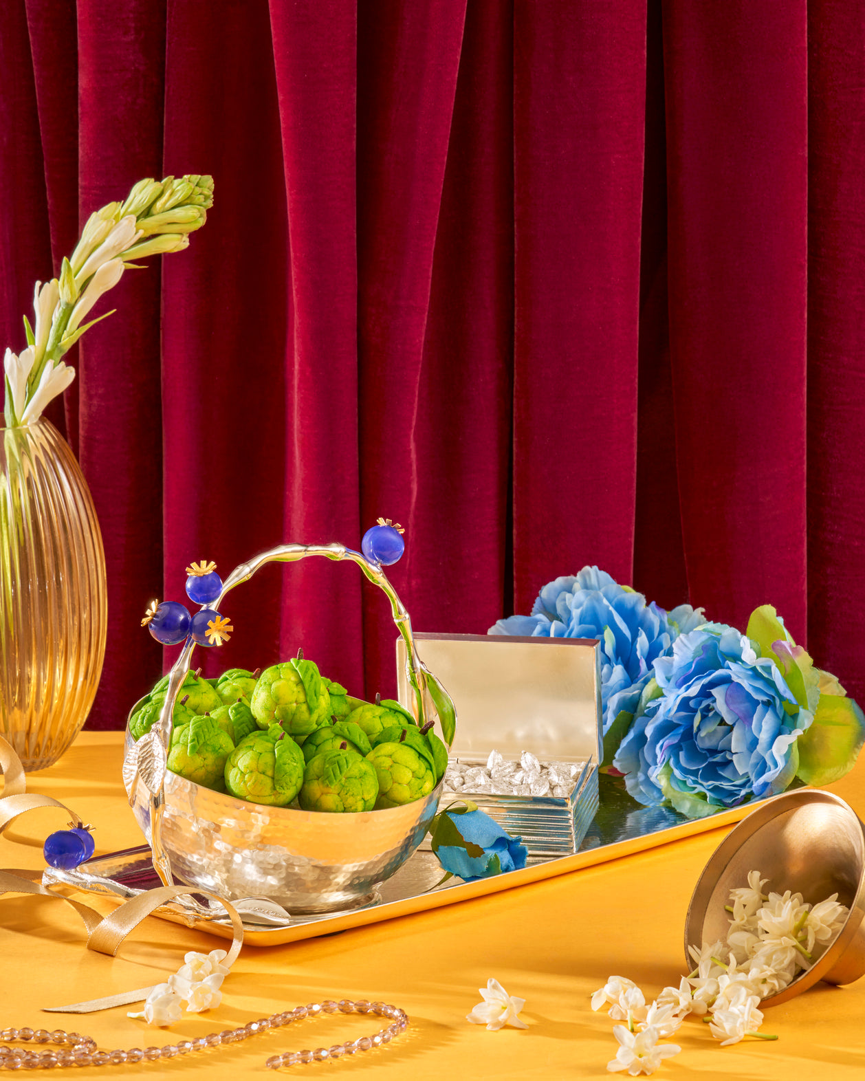 LUXURY BLUE BERRY TRAY WITH HANDLES BOWL WITH STAND