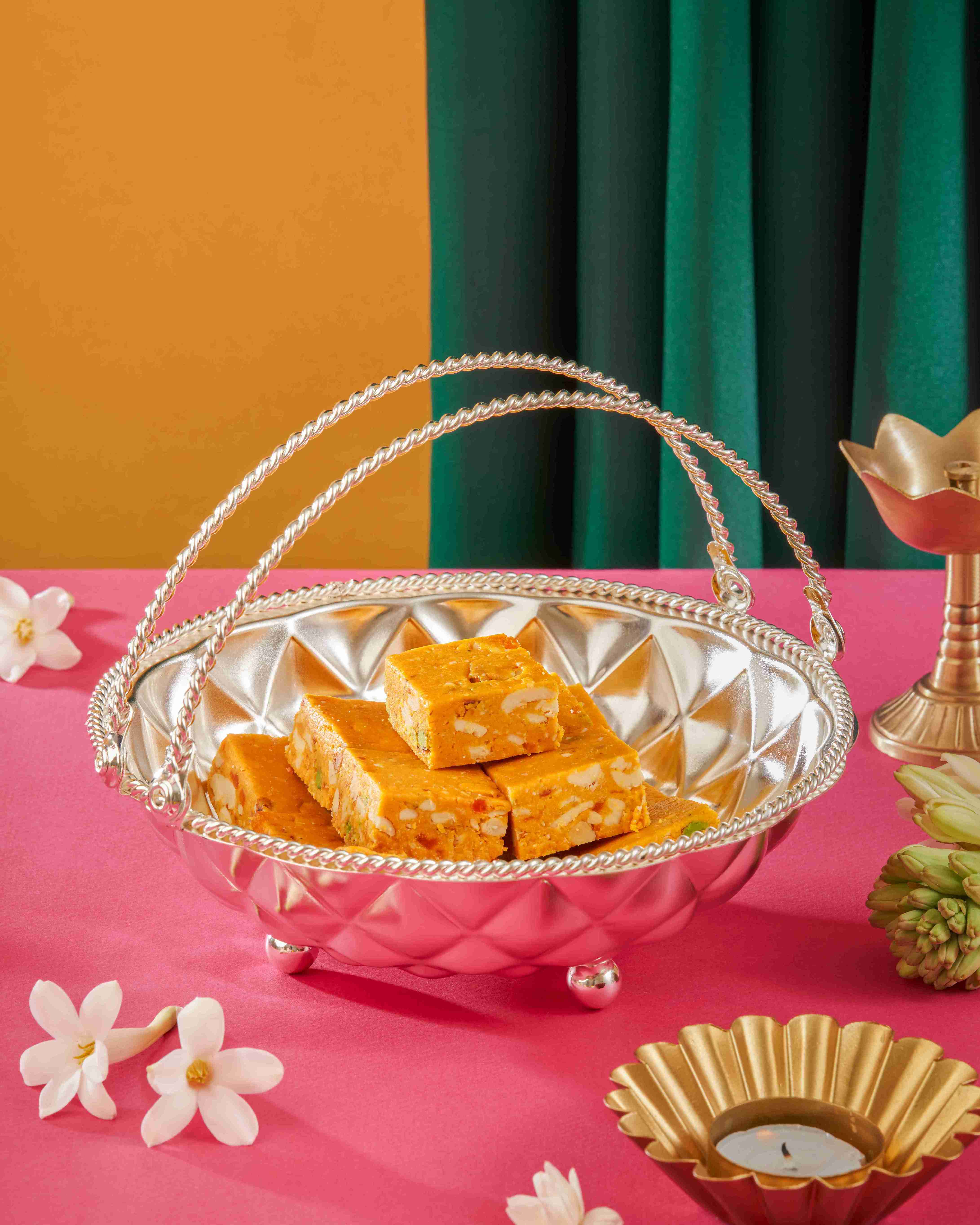 LUXURY SILVER BASKET DIAMOND CUT