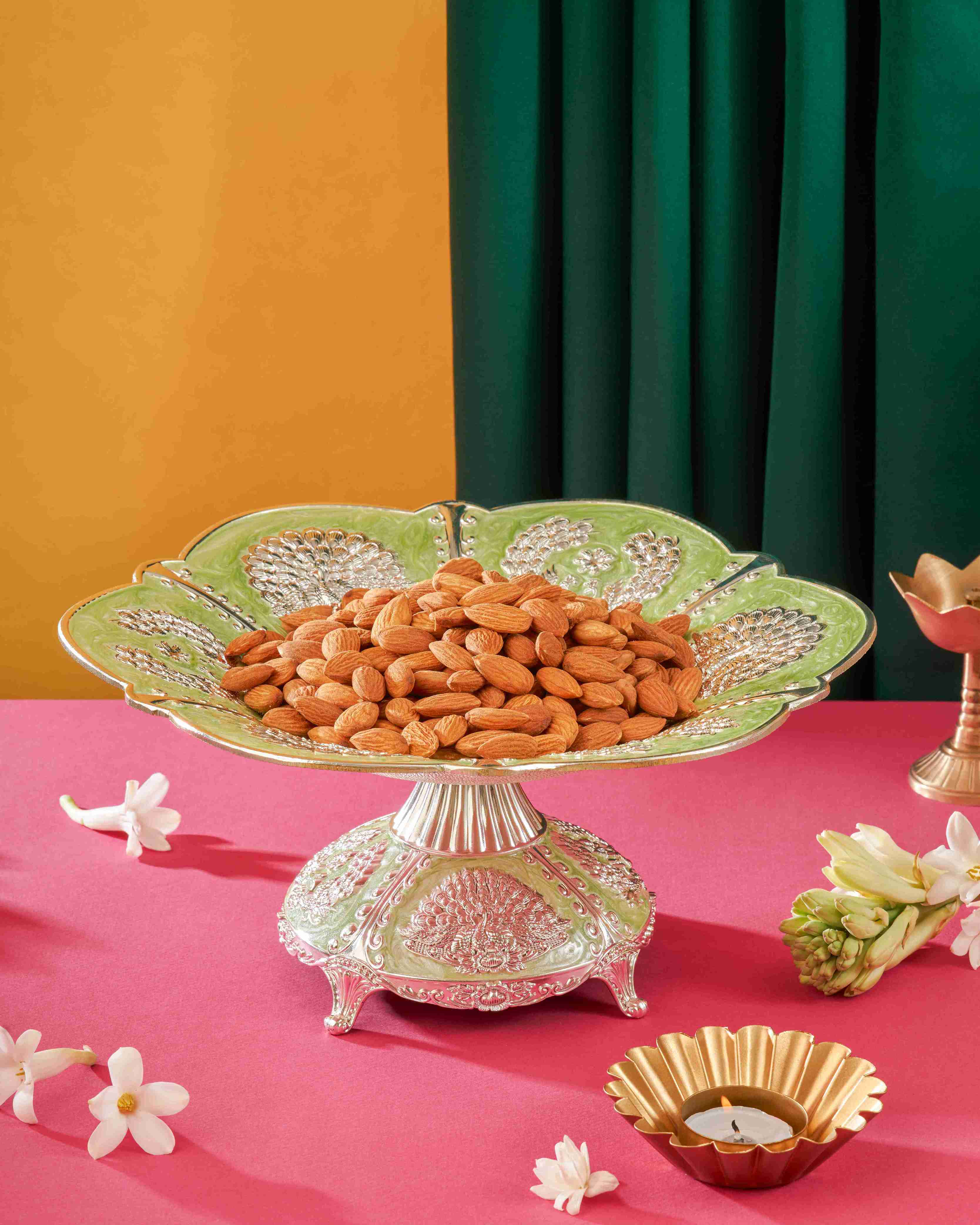 LUXURY NEW PLATER SILVER GREEN