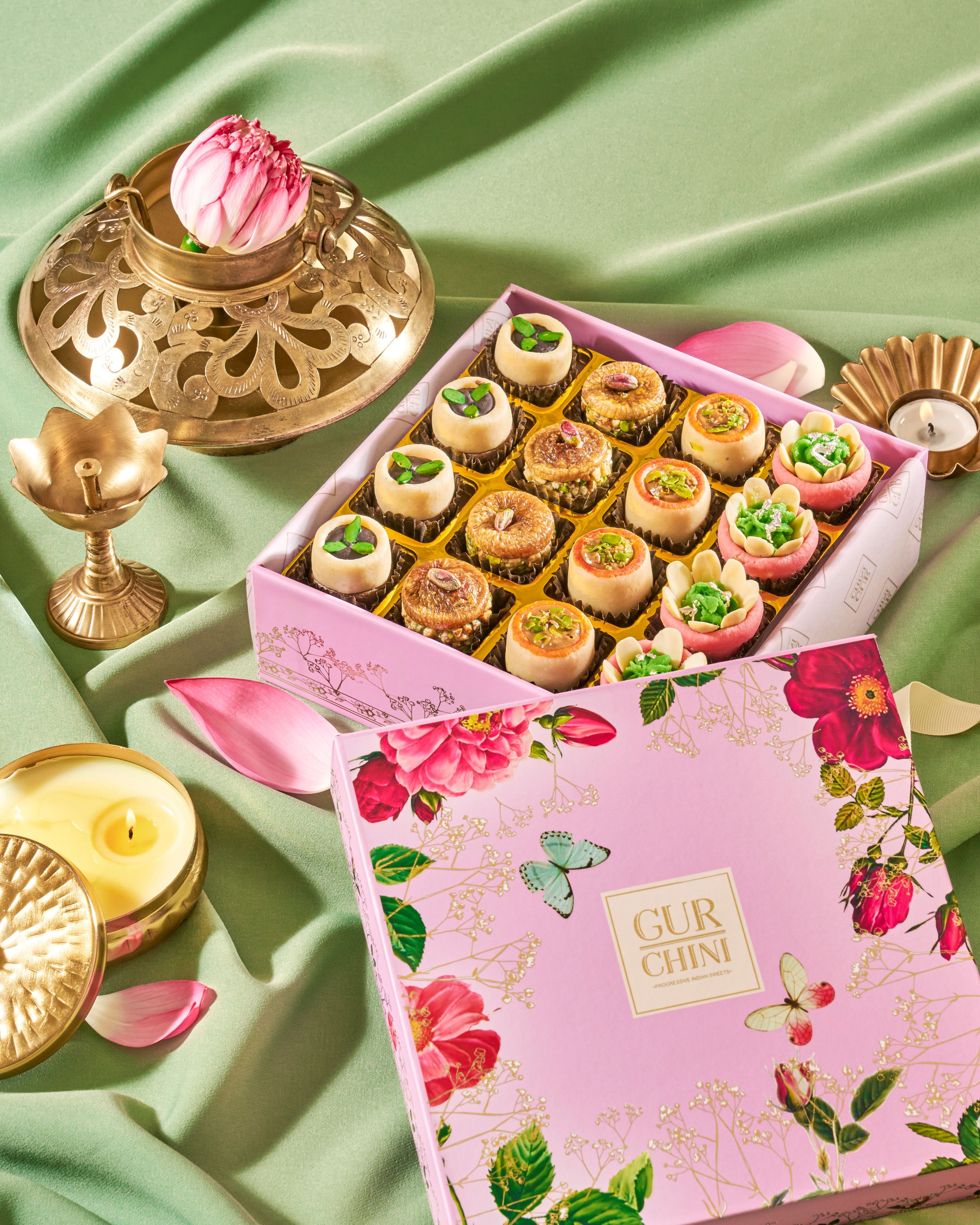 Luxury Pink Roes Box of 16 Pcs Assorted Sweets