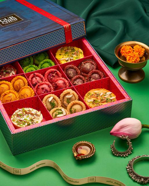 Blue Jharokha Luxury Box of Ghewar & Gunjiya for Teej Festival