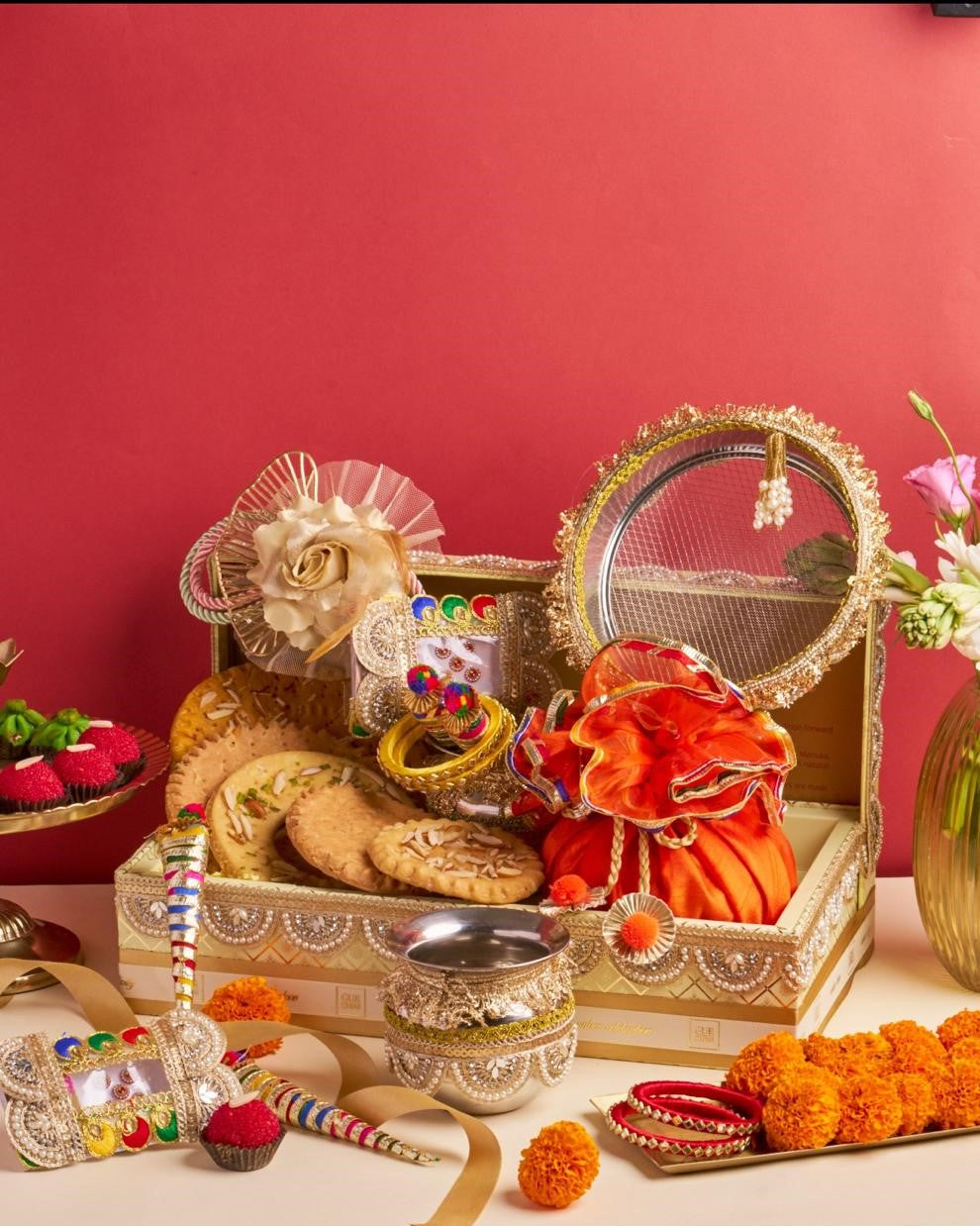 KARWA CHAUTH THE SERGI SPECIAL HAMPER ( CREAM HAMPER)