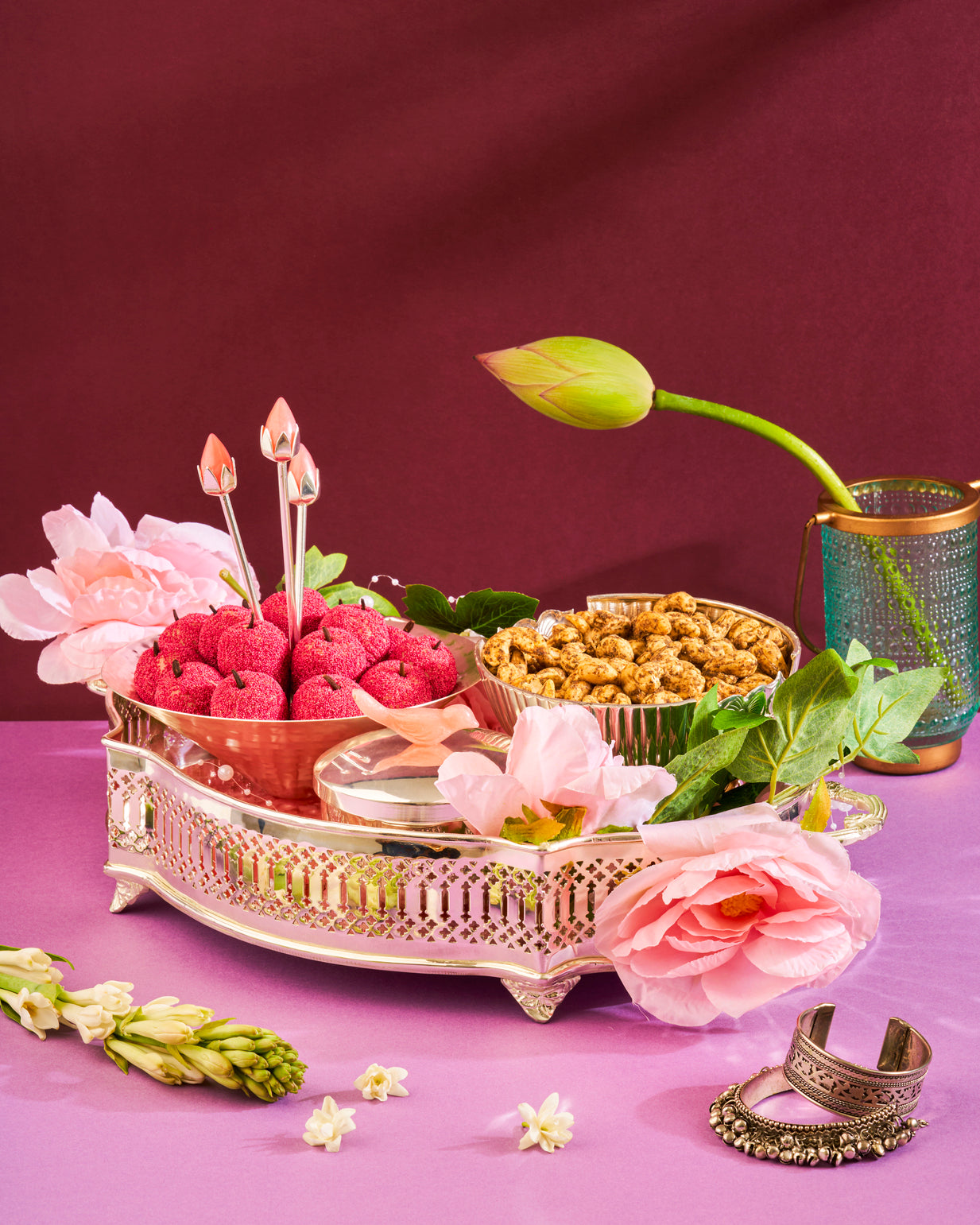 LUXURY OVAL GALLERY TRAY CORAL GRACE BOWL WITH TULIP BOWL.